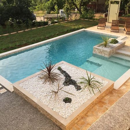 Holiday Home Maver Forty Πόρετς Εξωτερικό φωτογραφία