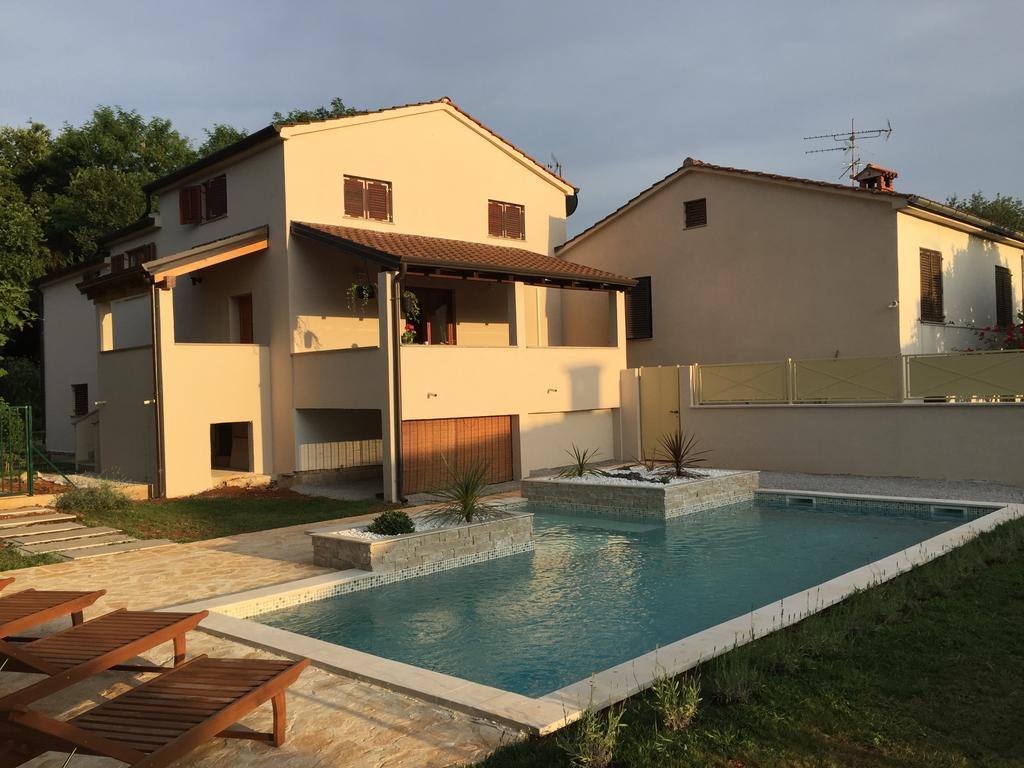 Holiday Home Maver Forty Πόρετς Εξωτερικό φωτογραφία