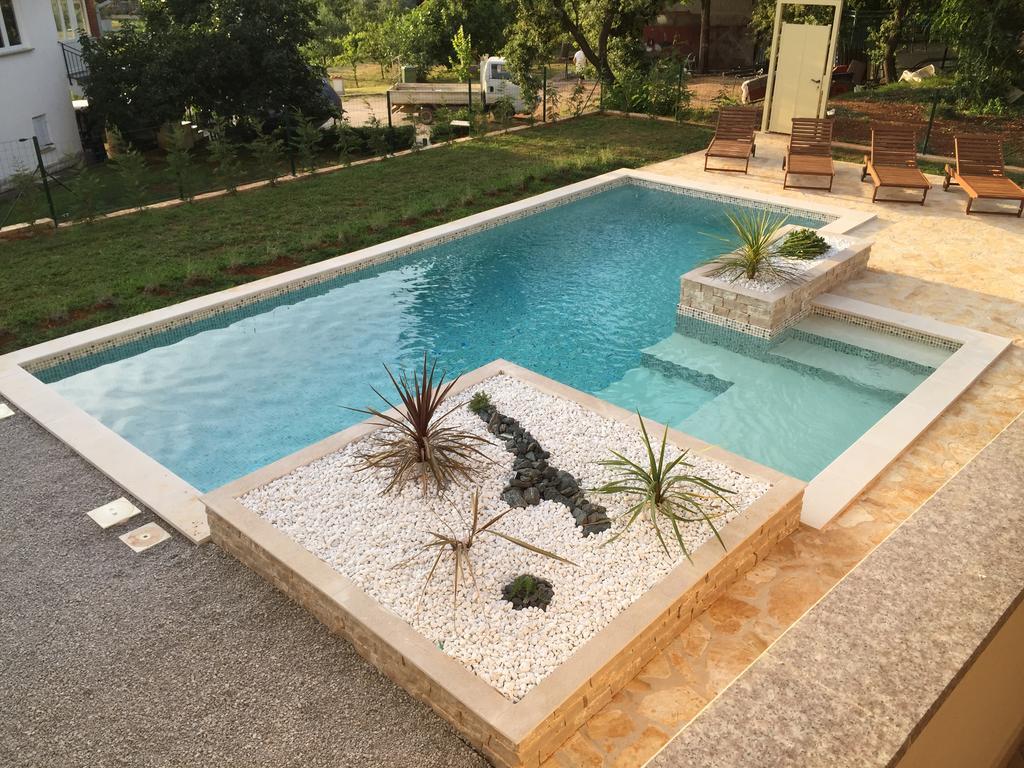 Holiday Home Maver Forty Πόρετς Εξωτερικό φωτογραφία